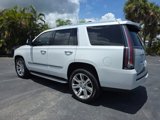 Used 2017 Cadillac Escalade Luxury image 4