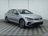 Used 2025 Volkswagen Jetta Sport image 4