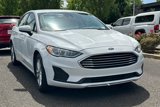 Used 2020 Ford Fusion SE image 2