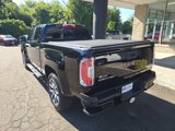 Used 2017 GMC Canyon Denali image 4