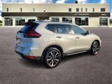Used 2019 Nissan Rogue SL image 3