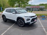 Used 2022 Chevrolet TrailBlazer LT w/ Convenience Package image 2