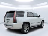 Used 2016 Cadillac Escalade Luxury image 3