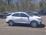 Used 2022 Chevrolet Equinox LS w/ Driver Confidence II Package image 2