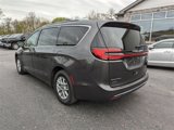 Used 2021 Chrysler Pacifica Touring-L image 5