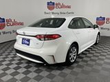 Used 2021 Toyota Corolla LE image 3
