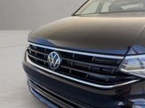 Used 2024 Volkswagen Tiguan SE R-Line image 2
