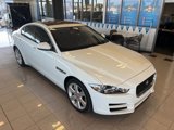 Used 2017 Jaguar XE Premium image 2