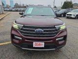Used 2022 Ford Explorer XLT w/ Equipment Group 202A image 2