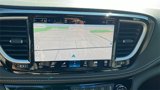 New 2025 Chrysler Pacifica Select image 3
