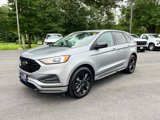 Certified 2024 Ford Edge SE w/ Black Appearance Package image 2