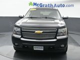 Used 2014 Chevrolet Suburban LTZ image 3