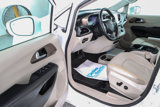 Used 2018 Chrysler Pacifica Touring-L w/ Advanced Safetytec Group image 3