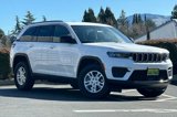 New 2025 Jeep Grand Cherokee Laredo image 2