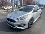 Used 2015 Ford Focus SE w/ SE Sport Package image 2