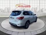 Used 2015 Nissan Pathfinder Platinum image 3