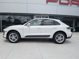 Used 2024 Porsche Macan image 2