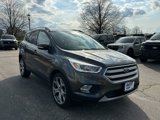 Used 2017 Ford Escape Titanium image 3
