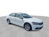 Used 2019 Volkswagen Passat 2.0T Wolfsburg image 2