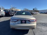 Used 2017 Lincoln Continental Select w/ Technology Package image 4