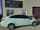 Used 2017 Ford Fiesta SE image 2