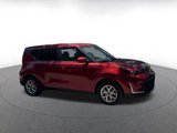 Used 2024 Kia Soul LX w/ Option Group 015 image 2