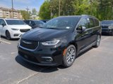 New 2025 Chrysler Pacifica Pinnacle image 3