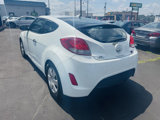 Used 2014 Hyundai Veloster RE:FLEX Edition image 4