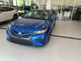 Used 2020 Toyota Camry SE image 2