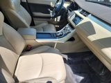Used 2016 Land Rover Range Rover Evoque SE image 3