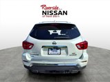 Used 2020 Nissan Pathfinder Platinum image 3