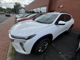 New 2025 Chevrolet Trax LT w/ LT Convenience Package image 2