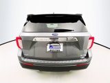 Used 2021 Ford Explorer XLT w/ Equipment Group 202A image 6
