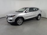 Used 2022 Nissan Rogue Sport S image 3