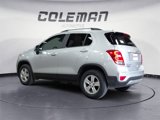 Used 2022 Chevrolet Trax LT w/ LT Convenience Package image 3