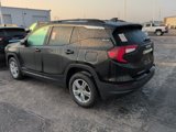 Used 2022 GMC Terrain SLE w/ Driver Convenience Package image 2