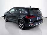 Used 2022 Volkswagen Taos SE image 3