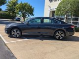 Used 2022 Volkswagen Passat 2.0T SE image 2