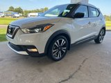 Used 2019 Nissan Kicks SR image 4