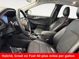 Used 2023 Ford Escape SE image 6