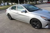 Used 2022 Hyundai Elantra SEL image 3