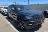 Used 2017 Jeep Grand Cherokee Trailhawk image 2