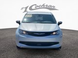 Used 2022 Chrysler Voyager LX image 2