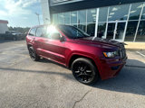 Used 2018 Jeep Grand Cherokee Altitude image 2