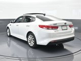 Used 2016 Kia Optima EX w/ Premium Package image 4