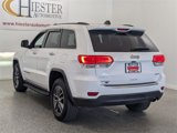 Used 2017 Jeep Grand Cherokee Limited w/ Luxury Group II image 5