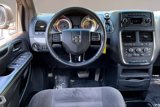 Used 2016 Dodge Grand Caravan SE image 5