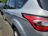 Used 2017 Ford Escape SE image 3