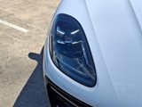 Certified 2024 Porsche Macan image 6