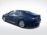 Used 2022 Toyota Camry SE image 3
